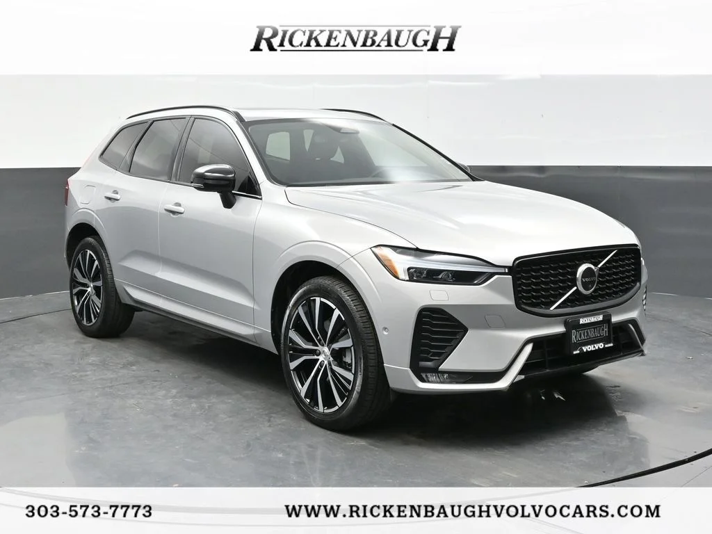 2023 Volvo XC60 B5 Plus Dark Theme AWD's photo