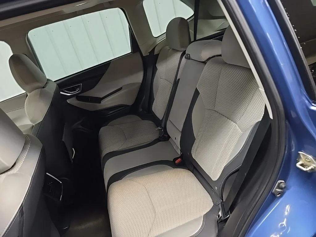 Used 2020 Horizon Blue Subaru Premium image 32