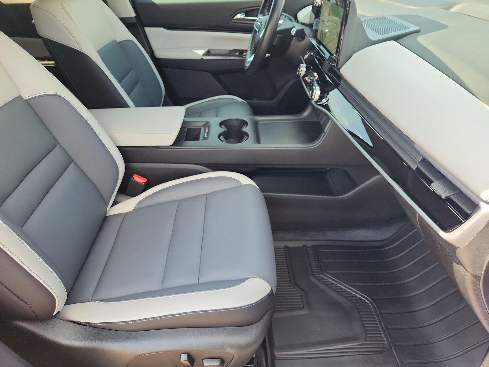 2024 Honda Prologue photo 28 of 34