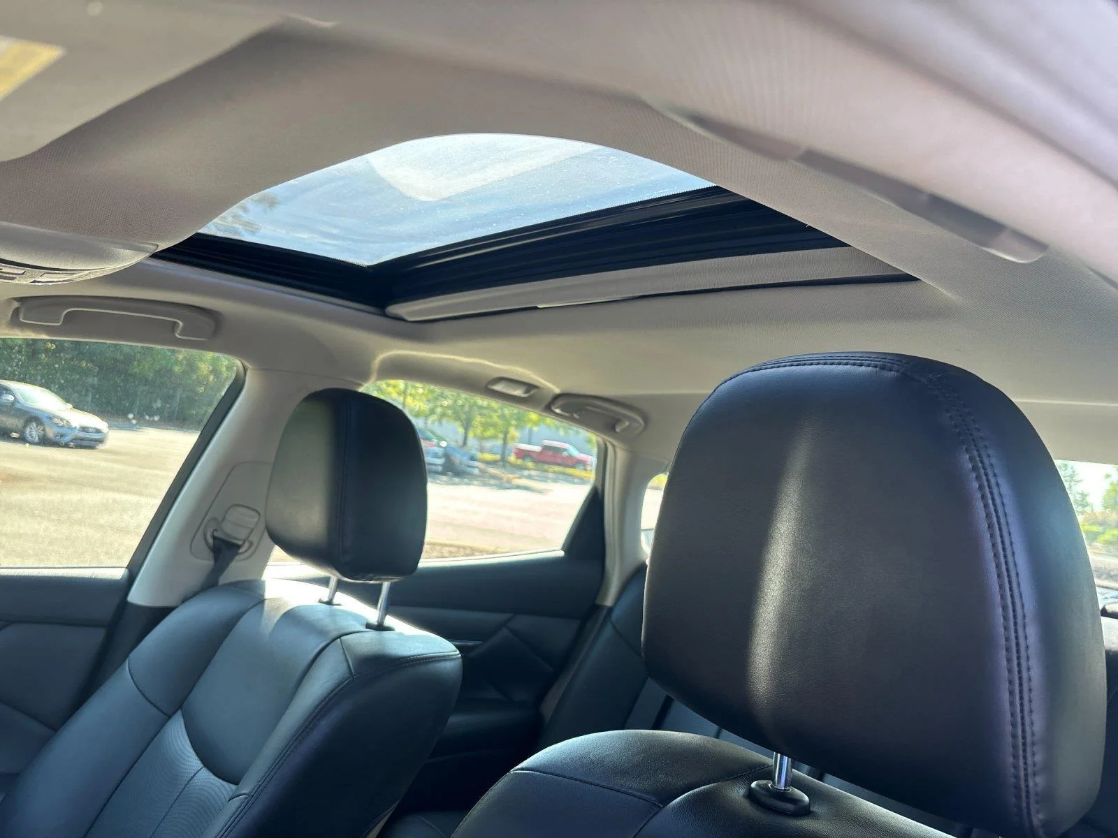 Used 2015 Graphite Shadow INFINITI 3.7 image 31