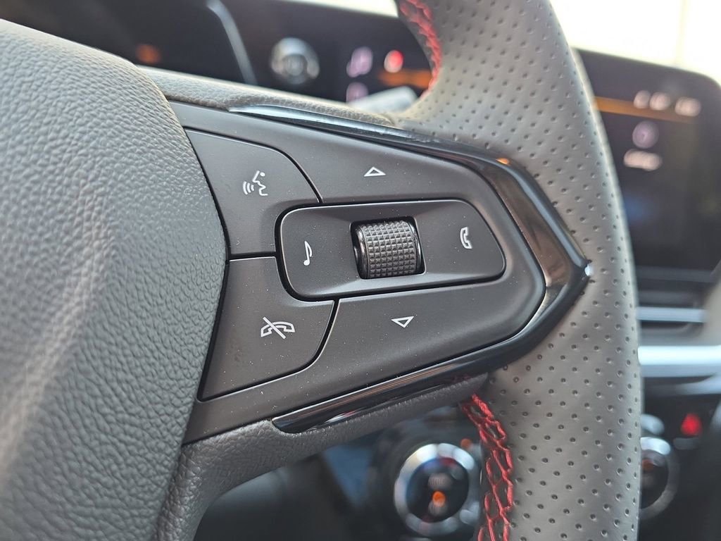 New 2026 Mosaic Black Metallic Chevrolet 2RS image 35