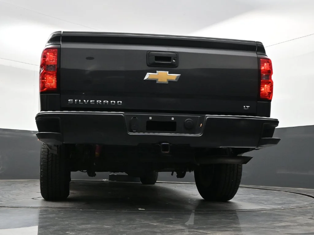 Used 2016 Tungsten Metallic Chevrolet LT image 32