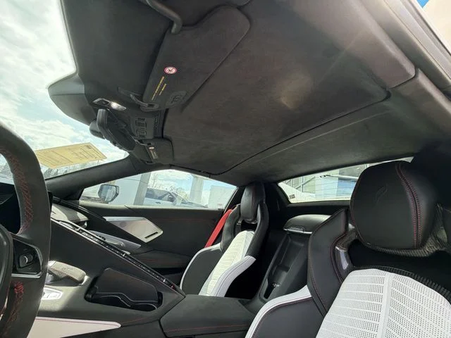 Used 2023 White Chevrolet Stingray image 24
