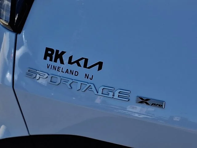 Certified Used 2024 White Kia X-Pro Prestige image 34
