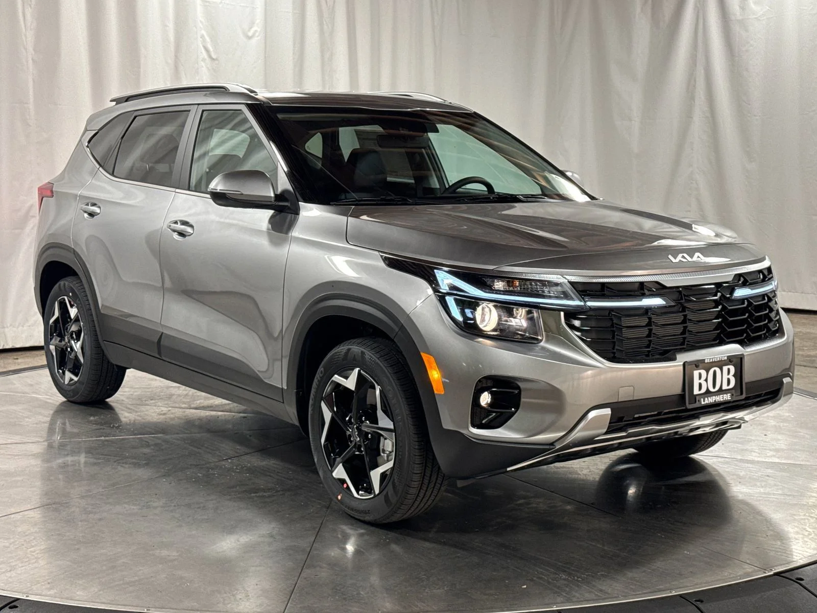 New 2026 Steel Gray Kia EX image 13