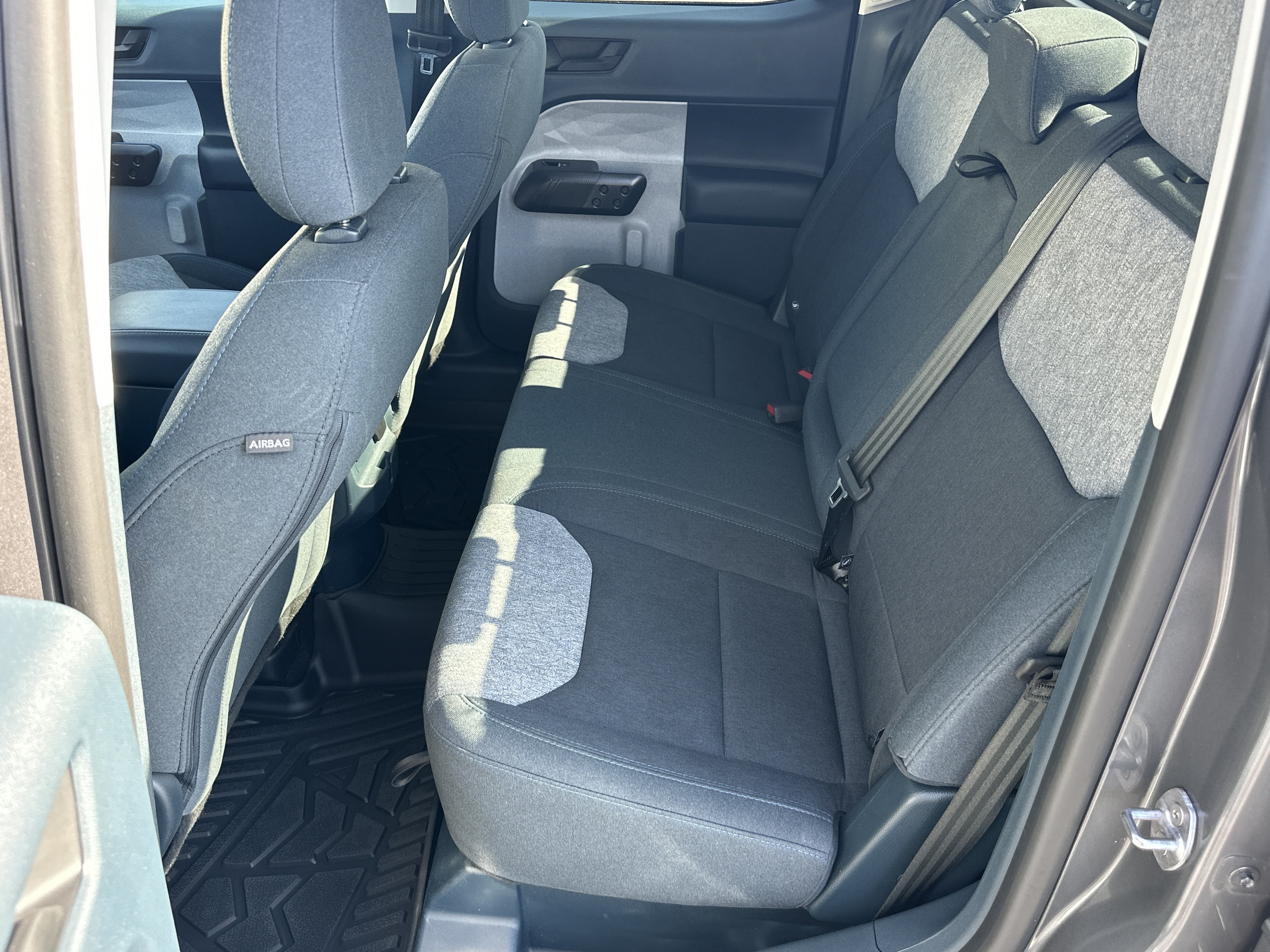 Used 2025 CARBONIZED GRAY Ford XLT image 21