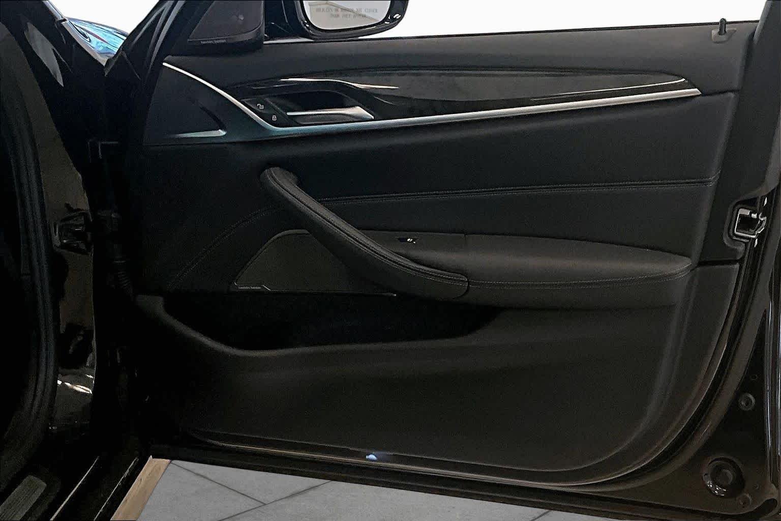 Used 2023 Black Sapphire Metallic BMW 530i image 20