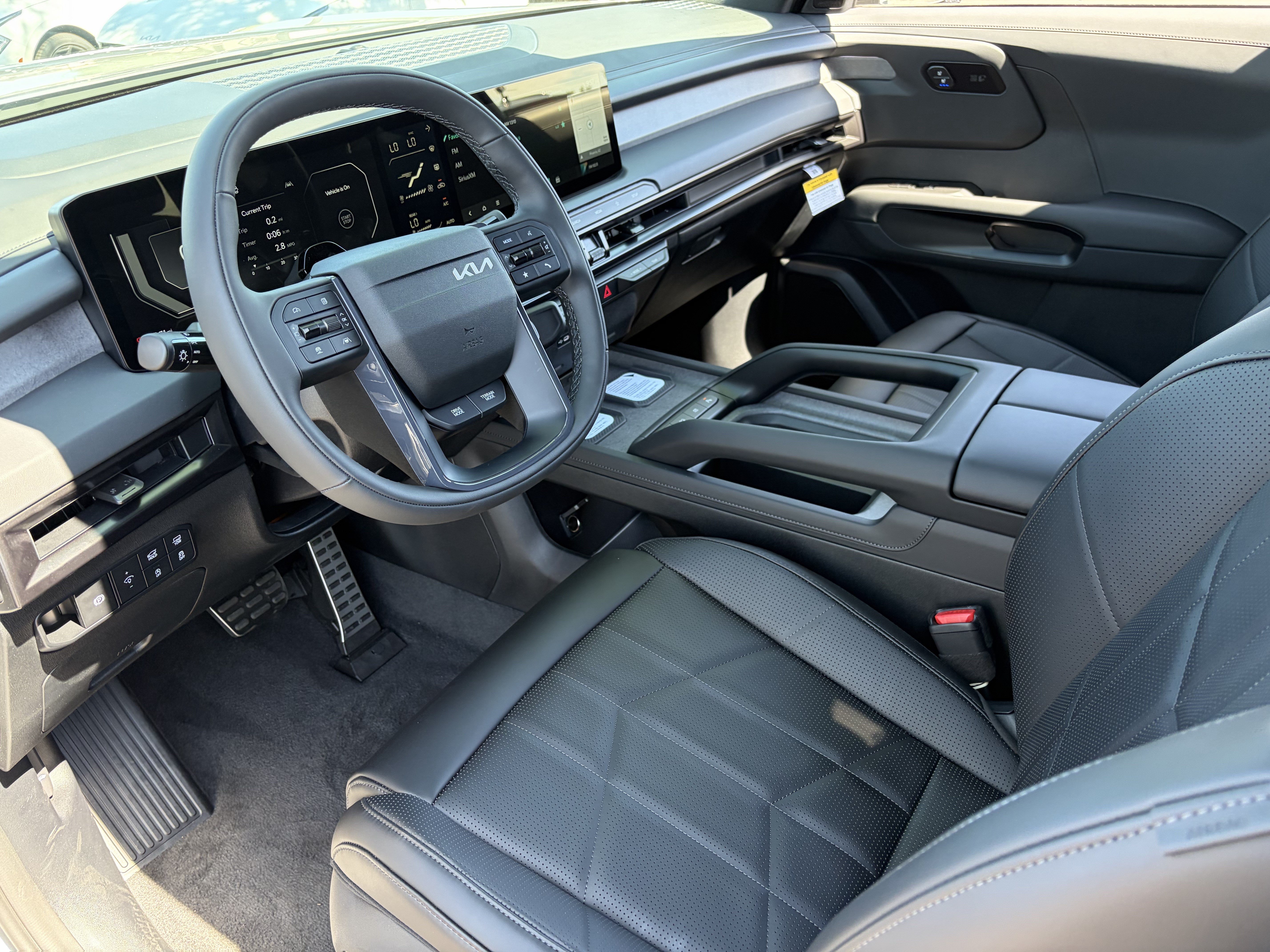 New 2027 Wolf Gray Kia X-PRO SX image 16