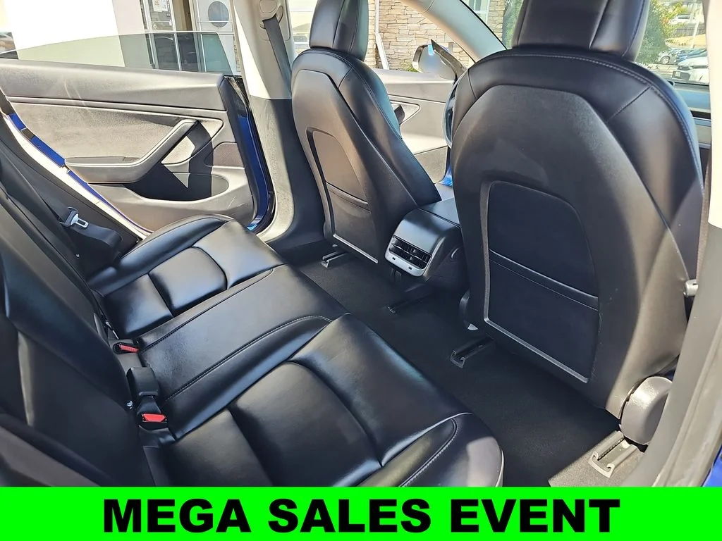 Used 2018 Blue Tesla Long Range image 11