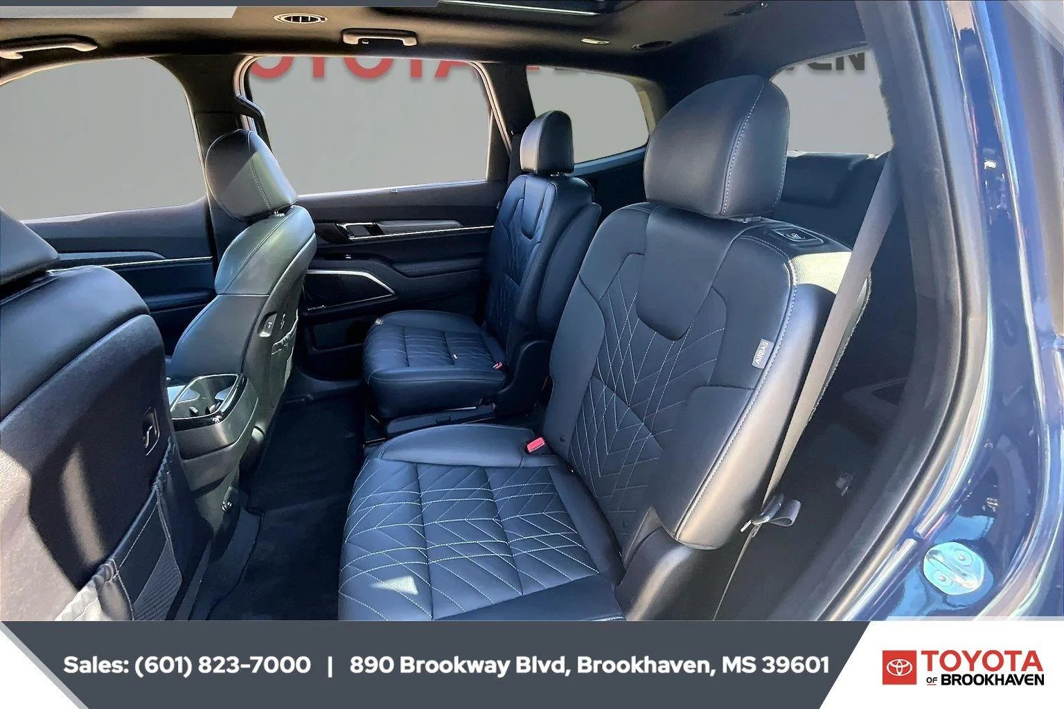 Used 2024 Midnight Lake Blue Kia SX X-Line image 19