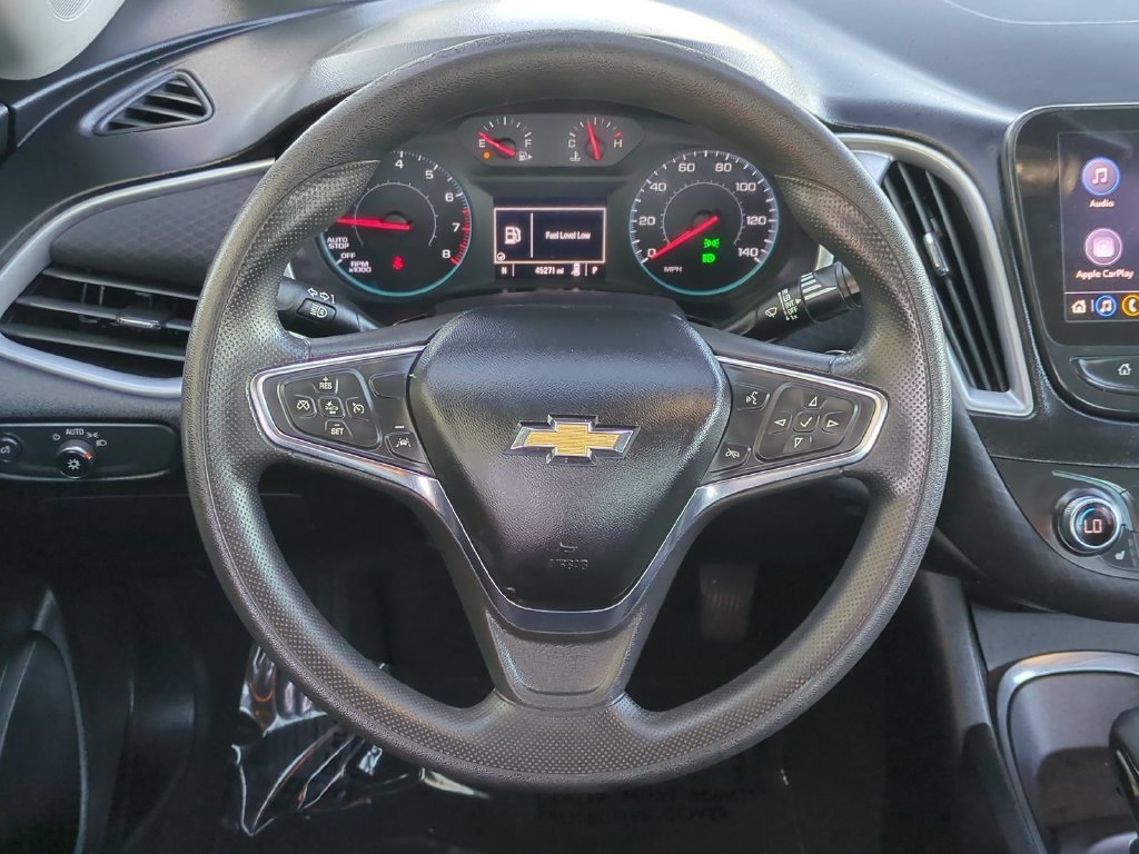 Used 2023 SUMMIT WHITE Chevrolet LT image 20
