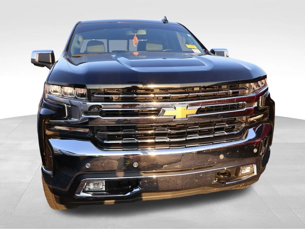 Used 2019 Black Chevrolet LTZ image 10
