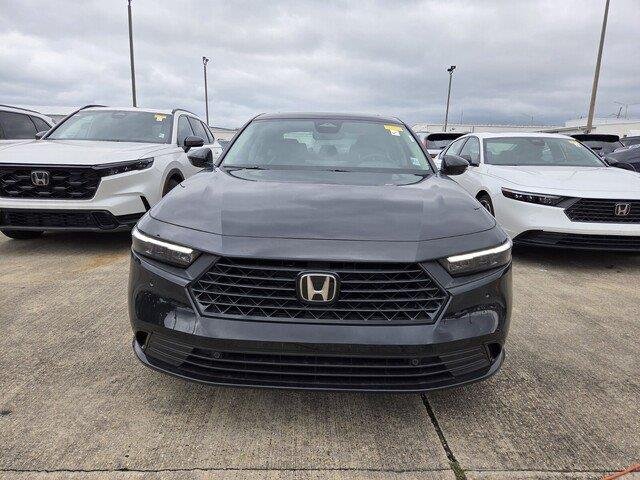 Used 2026 Crystal Black Pearl Honda EX-L image 2
