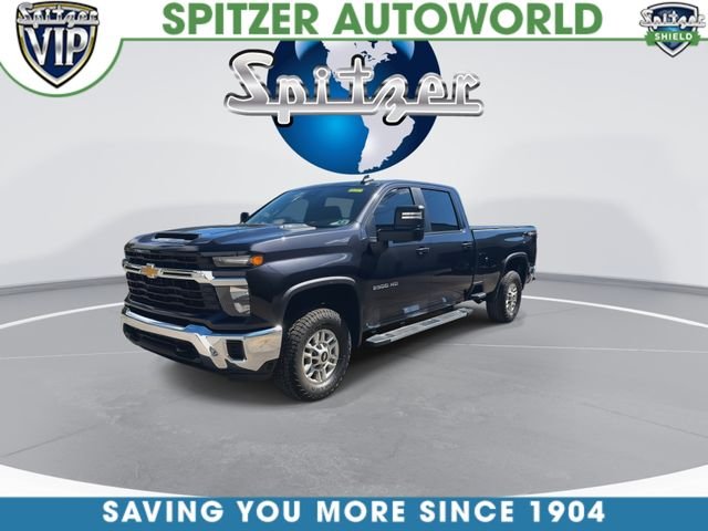 Used 2024 Dark Ash Metallic Chevrolet LT image 9