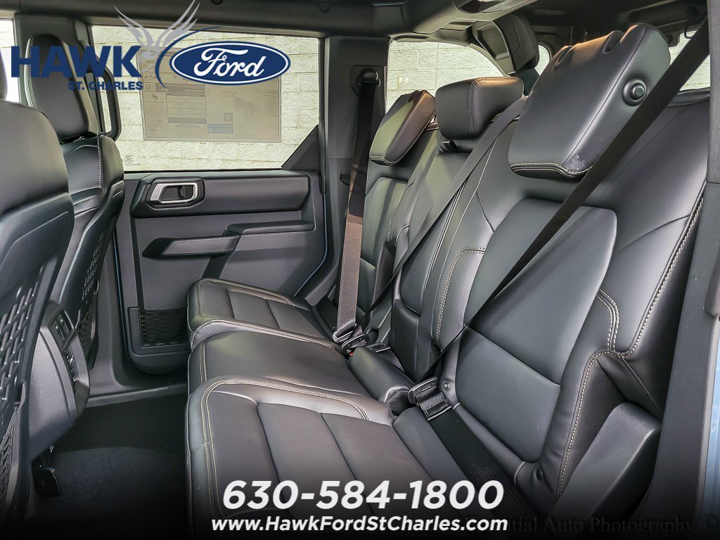 New 2025 Azure Gray Metallic Tri-Coat Ford Badlands® image 9