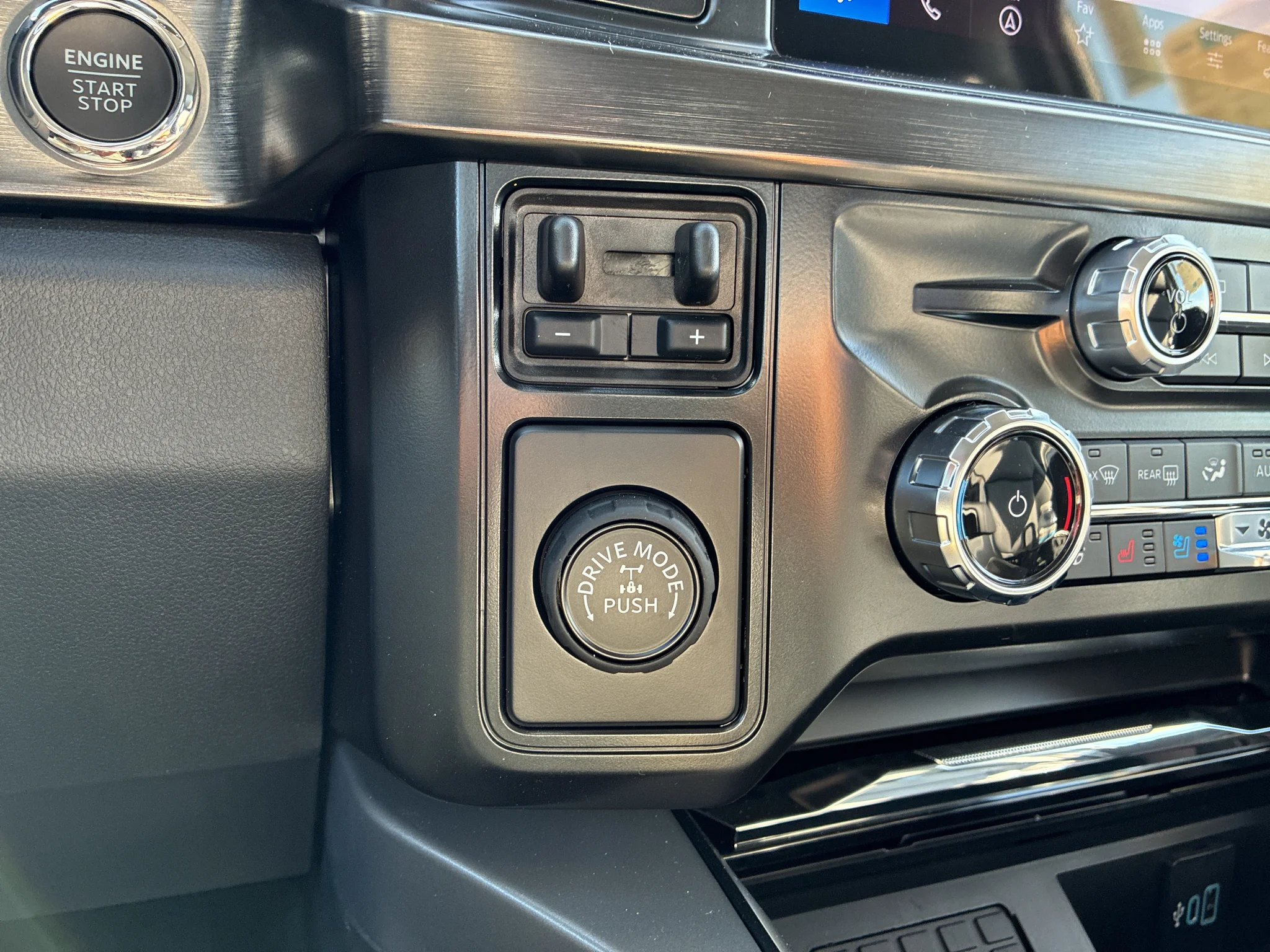 2026 Ford F-350 Super Duty Lariat - Photo 19
