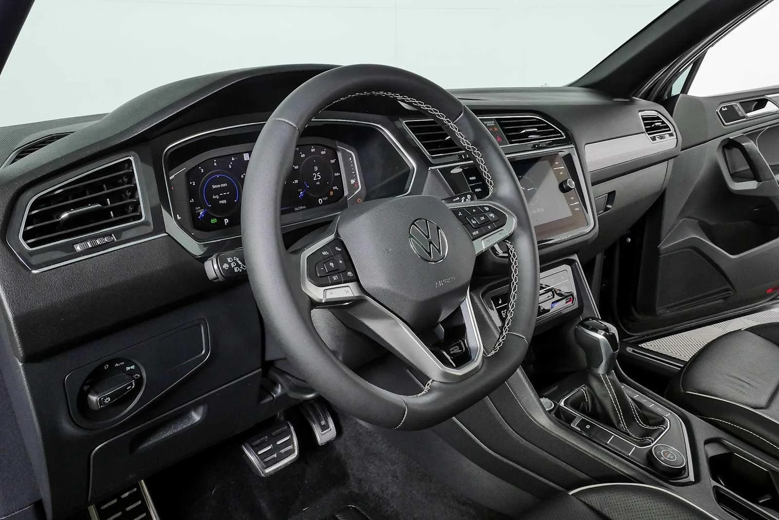 Certified Used 2023 Deep Black Pearl Volkswagen SEL R-Line image 4