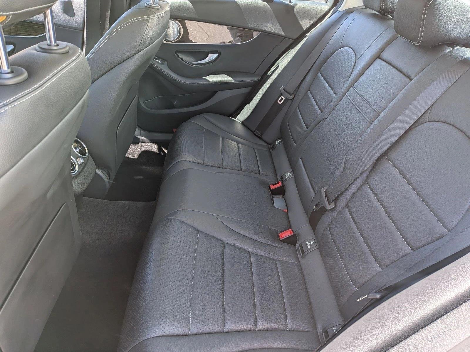 Used 2021 Designo Diamond White Metallic Mercedes-Benz C 300 image 18