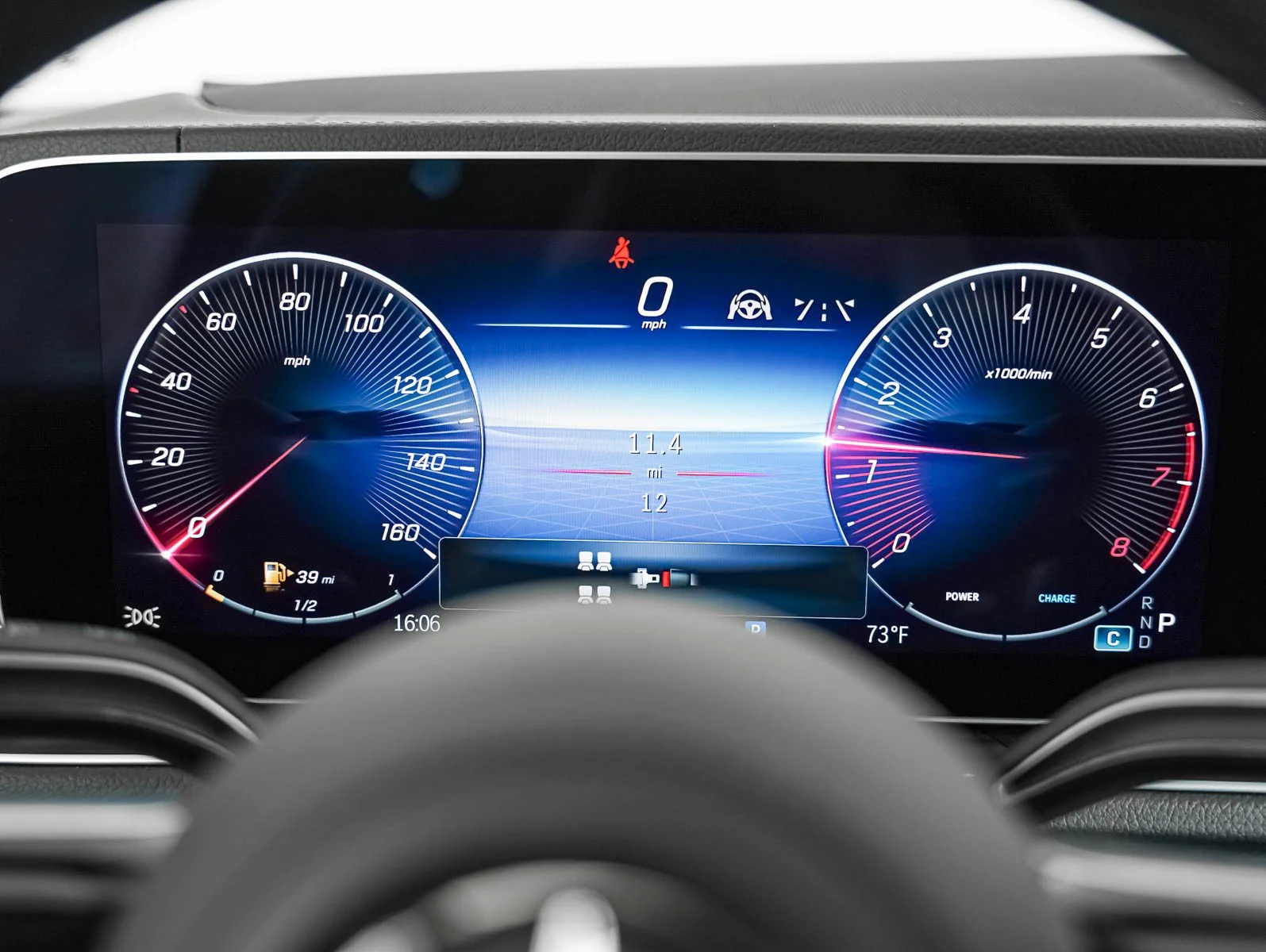 New 2026 Polar White Mercedes-Benz 4MATIC® image 17