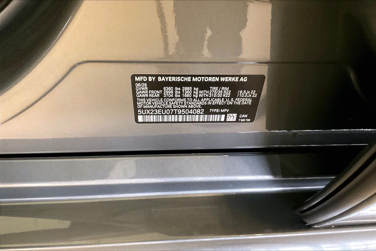 New 2026 Skyscraper Grey Metallic BMW xDrive40i image 18