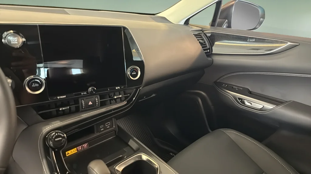 2026 Lexus NX 350 - Photo 15