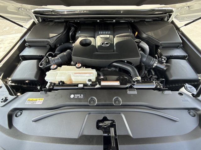 Certified Used 2024 White Lexus 550 Premium+ image 28
