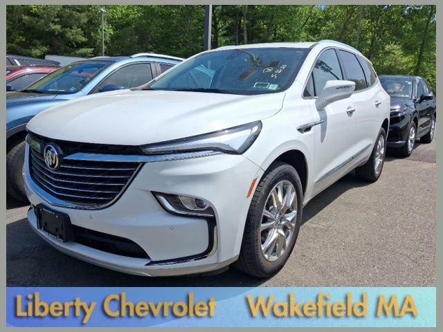 2023 Buick Enclave Essence AWD's photo