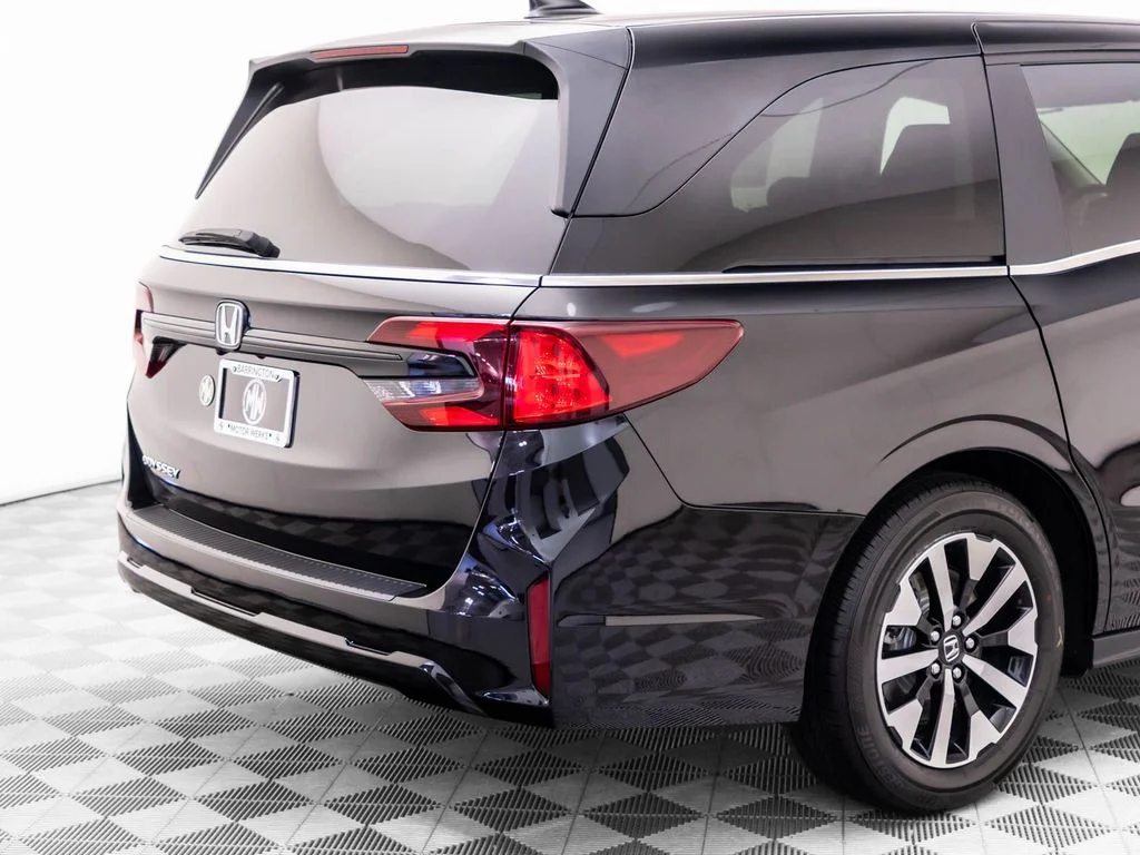 New 2026 Black Honda EX-L image 37