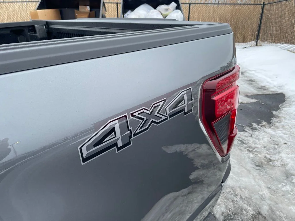 2025 Ford F-150 XLT - Photo 12