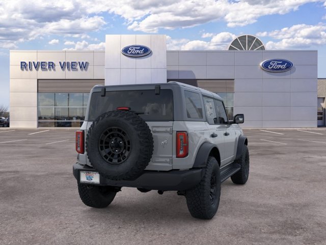 New 2026 Avalanche Gray Ford Outer Banks® image 8