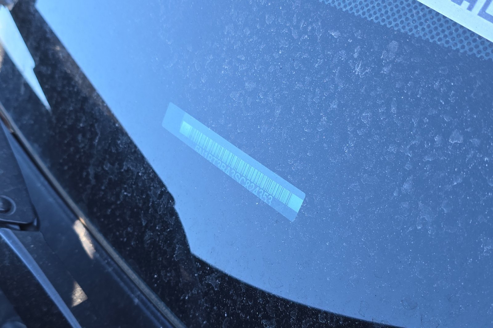 Used 2025 Deep Ocean Blue Pearl Nissan SV image 3