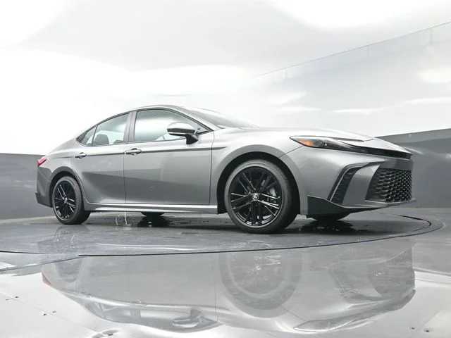 Used 2026  Toyota SE image 30