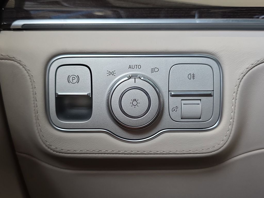 New 2026 Gray Mercedes-Benz GLS 63 AMG® image 28