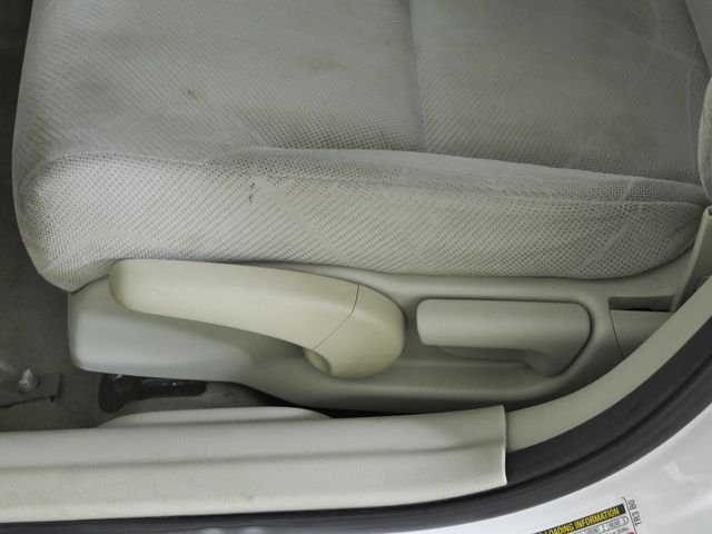 Used 2012 Silver Honda LX image 24
