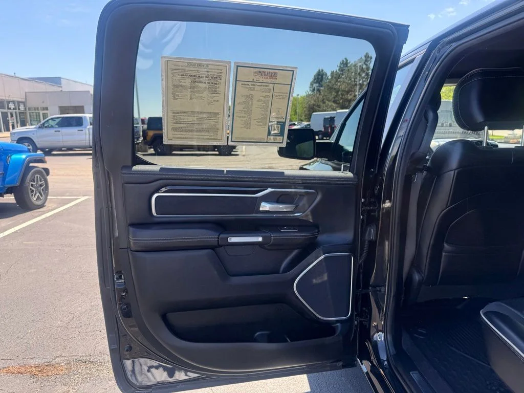 Certified Used 2019 Black Ram Laramie image 34