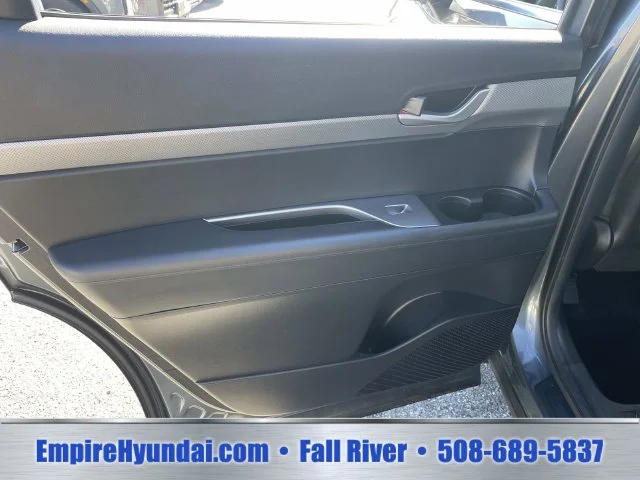 Used 2025 Gray Hyundai SEL image 16