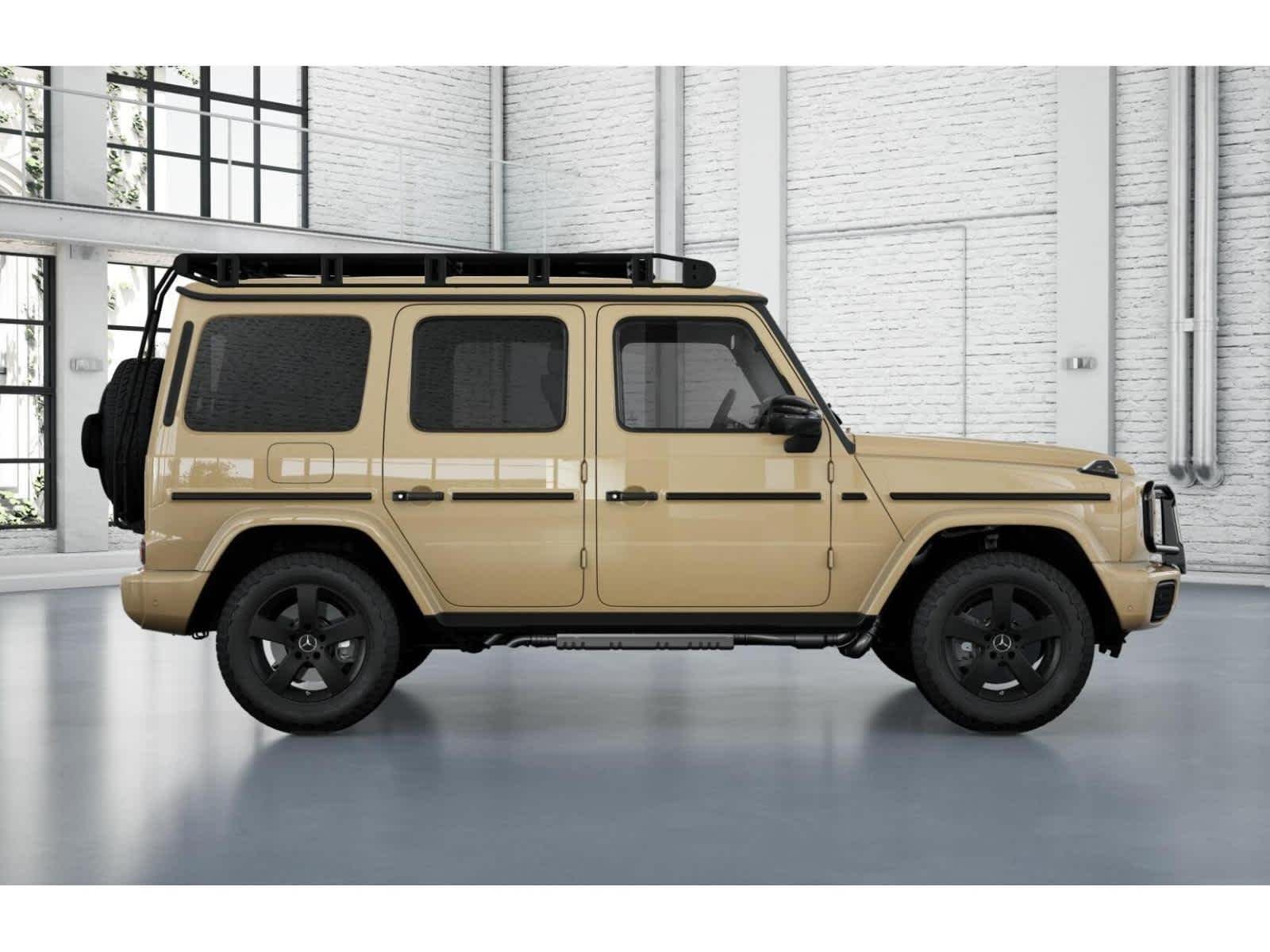 New 2026 MANUFAKTUR Desert Sand Non-Metallic Mercedes-Benz G 550 image 2