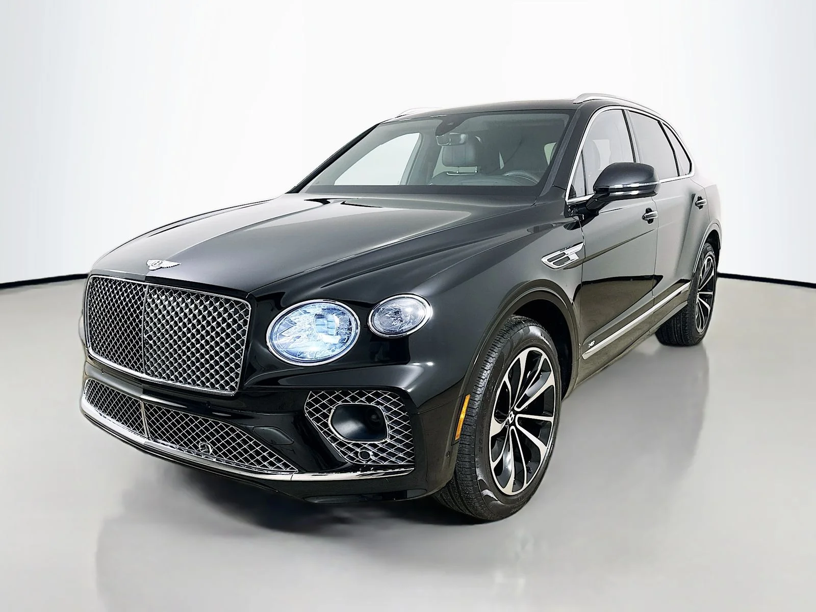 Used 2022 Black Bentley  image 1