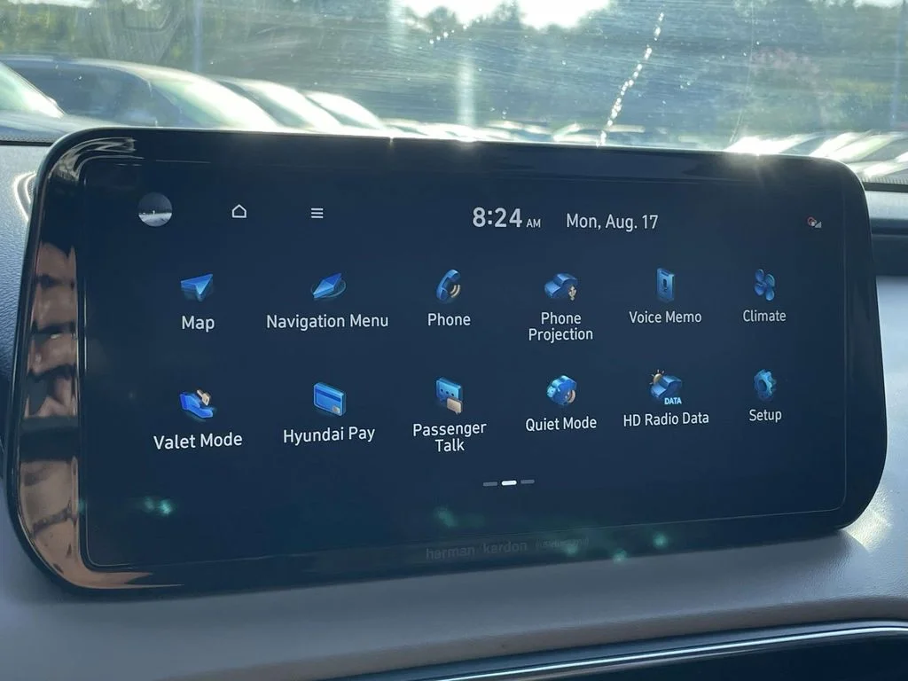 Used 2023 Stormy Sea Hyundai SEL image 16