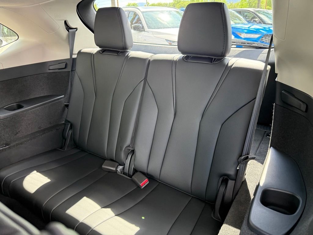 Used 2024 Lunar Silver Metallic Acura 3.5L image 15