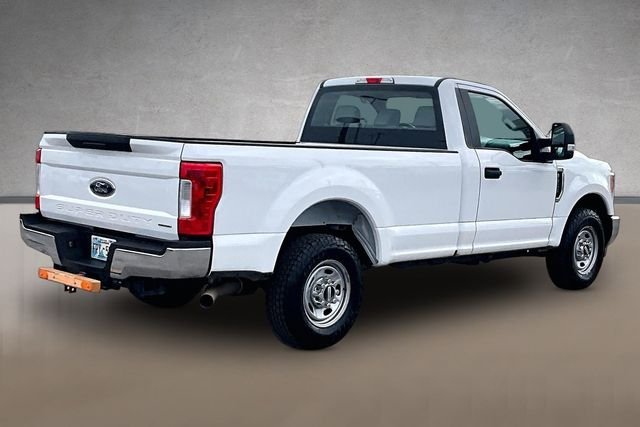 Used 2017 White Ford XL image 2