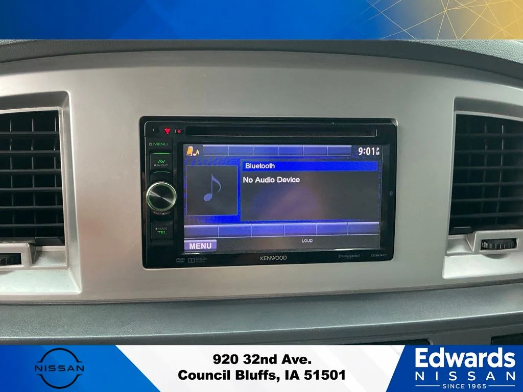 Used 2007 Gray Dodge SLT image 18