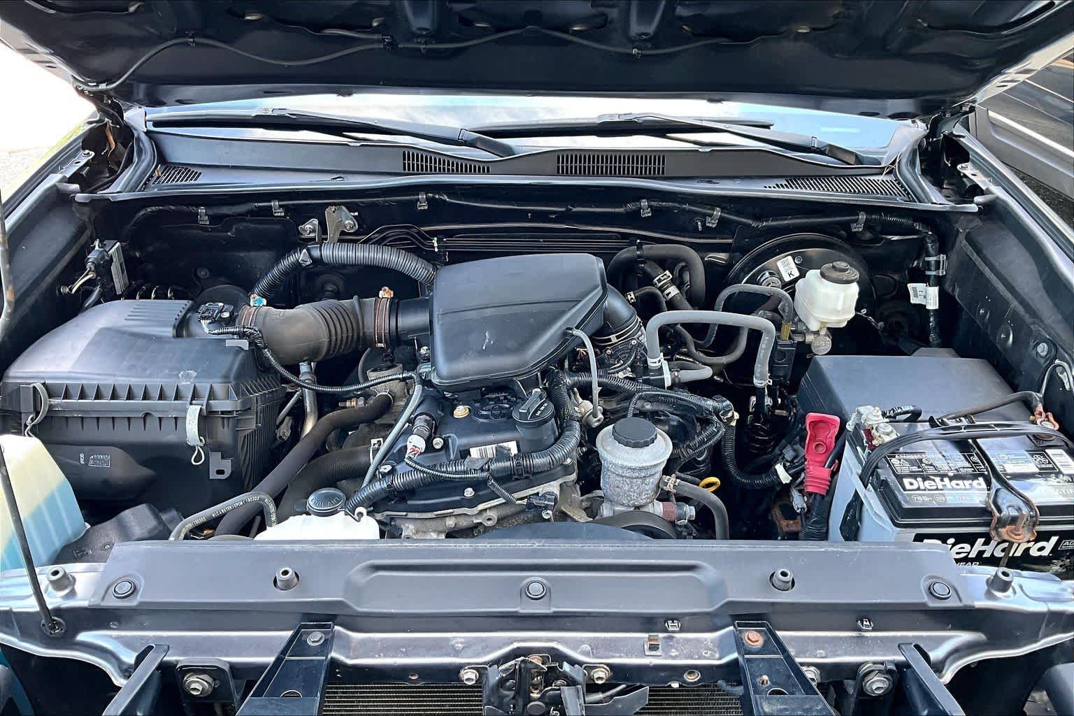 Used 2019 Magnetic Gray Metallic Toyota SR image 30