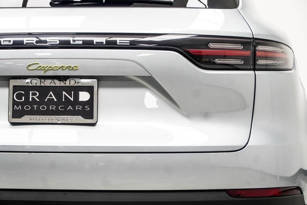 Used 2023 Silver Porsche Base image 18