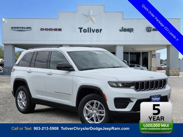 2026 Jeep Grand Cherokee Laredo
