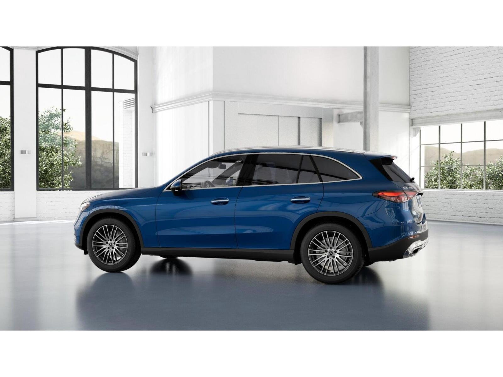 New 2026 Starling Blue Metallic Mercedes-Benz GLC 300 image 32