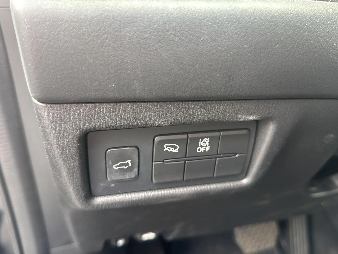 Used 2021 Deep Crystal Blue Mica Mazda Touring image 14