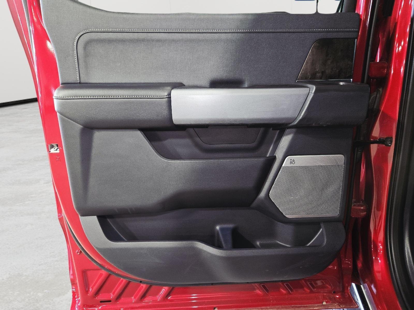 Used 2024 Rapid Red Metallic Tinted Clearcoat Ford LARIAT image 40