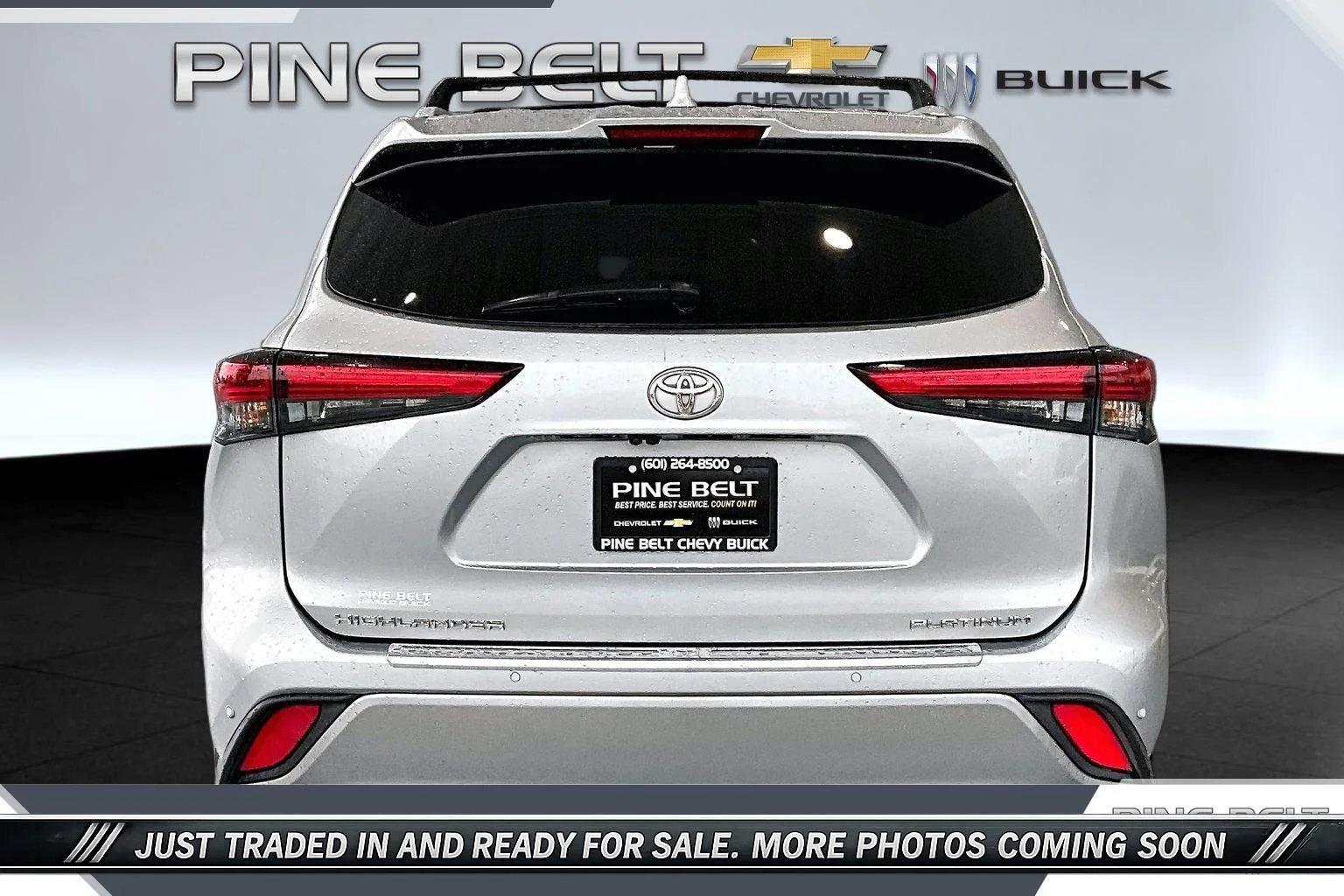 Used 2023 Silver Toyota Platinum image 4