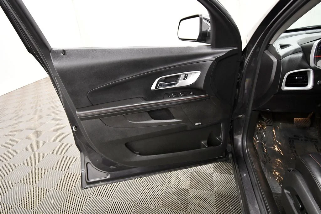 Used 2015 Gray Chevrolet LTZ image 13